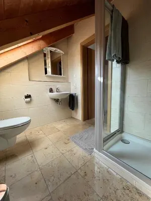 Ein Badezimmer in der Unterkunft Weidehaus Pförring