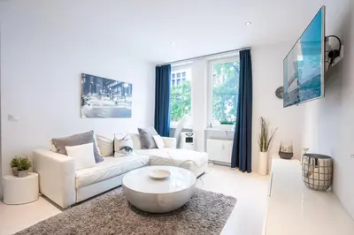 TV/Unterhaltungsangebot in der Unterkunft Komplette 2 Zimmer Wohnung Zentral neben Oktoberfest
