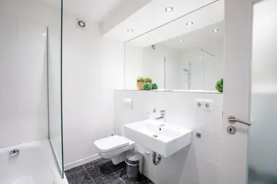 Ein Badezimmer in der Unterkunft Komplette 2 Zimmer Wohnung Zentral neben Oktoberfest