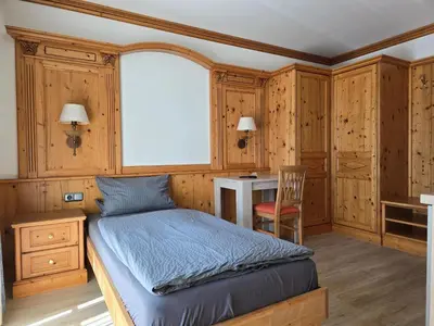 Ein Bett oder Betten in einem Zimmer der Unterkunft DG Vermietung