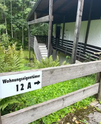 Das Gebäude in dem sich die Ferienwohnung befindet