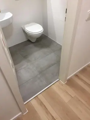 Ein Badezimmer in der Unterkunft City Center Apartment