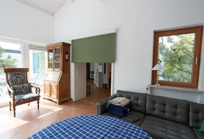Ein Sitzbereich in der Unterkunft Relaxing 140m2 Holiday Home South of Munich - 25 Min to Center - Fully Equipped