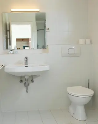 Ein Badezimmer in der Unterkunft Relaxing 140m2 Holiday Home South of Munich - 25 Min to Center - Fully Equipped
