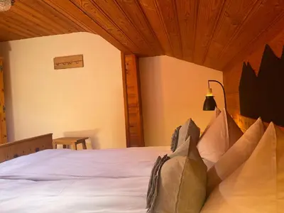 Ein Bett oder Betten in einem Zimmer der Unterkunft Hacklhof