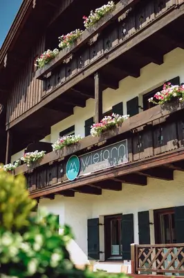 Ein Balkon oder eine Terrasse in der Unterkunft Wiefarn Apartments - Ferienwohnungen in Bad Wiessee am Tegernsee