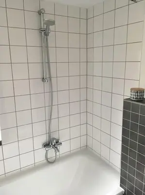 Ein Badezimmer in der Unterkunft Herberge. 46