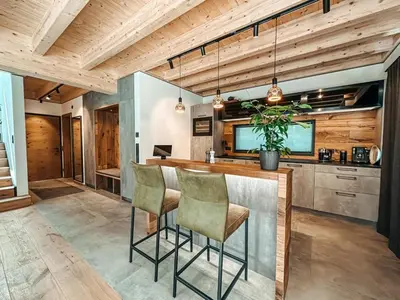 Küche/Küchenzeile in der Unterkunft ZSAM Chalets mit Sauna und Hottub