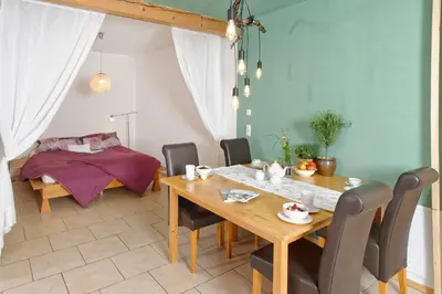 Ein Bett oder Betten in einem Zimmer der Unterkunft Ferienwohnung Spiel