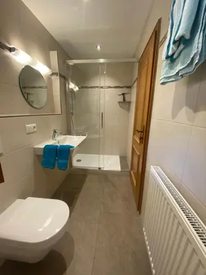 Ein Badezimmer in der Unterkunft Landhaus-Bierling