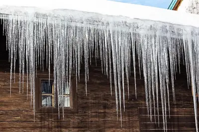 Das Gebäude in dem sich das Ferienhaus befindet