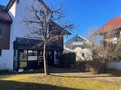 Das Gebäude in dem sich die Ferienwohnung befindet