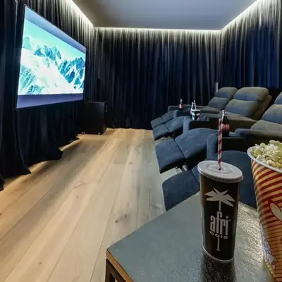Boutique ChaletS Alpi mit Sauna & Kino
