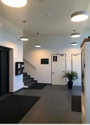 Lobby/Rezeption in der Unterkunft Myroom Business Apartment Nähe Messe München