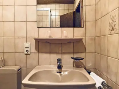 Ein Badezimmer in der Unterkunft Pension Luger