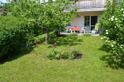 Ein Garten an der Unterkunft Ferienwohnung Am Anger