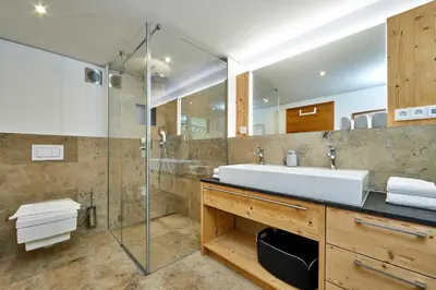 Ein Badezimmer in der Unterkunft Parkresidenz