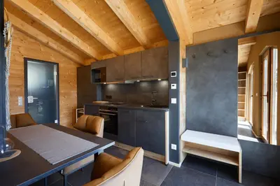 Küche/Küchenzeile in der Unterkunft Achners Chalet am Forsthaus
