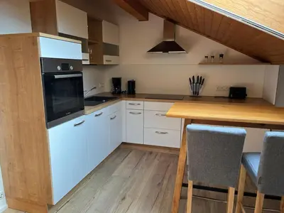 Küche/Küchenzeile in der Unterkunft NEU! FeWo Mansi in Chiemgau