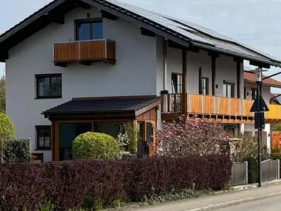 Das Gebäude in dem sich die Ferienwohnung befindet