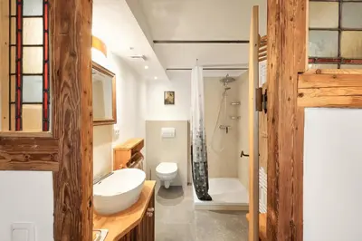 Ein Badezimmer in der Unterkunft Beim Sattler