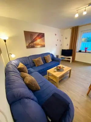 Ein Sitzbereich in der Unterkunft Ferienwohnung Augsburg 2