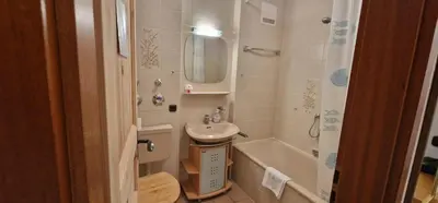 Ein Badezimmer in der Unterkunft ciao-aschau Gschwendtnerhof Ap20 Bunk