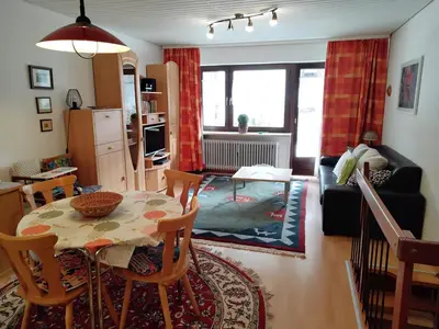 Ein Sitzbereich in der Unterkunft ciao-aschau Sachrang Haus Spitzstein FeWo Angelika