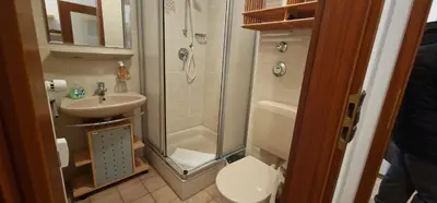 Ein Badezimmer in der Unterkunft ciao-aschau Gschwendtnerhof Ap12 Göbel