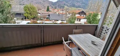 Ein allgemeiner Bergblick oder ein Berglick von der Ferienwohnung aus