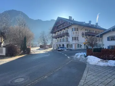 Ein allgemeiner Bergblick oder ein Berglick von der Ferienwohnung aus