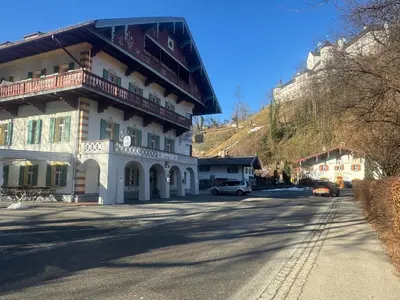 Ein allgemeiner Bergblick oder ein Berglick von der Ferienwohnung aus
