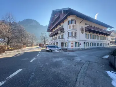 Ein allgemeiner Bergblick oder ein Berglick von der Ferienwohnung aus