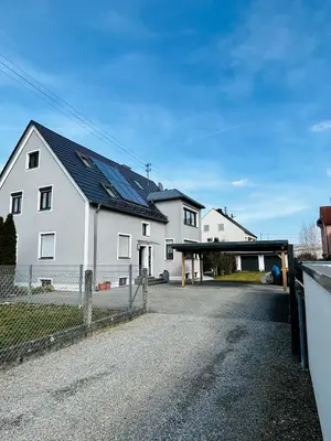 Das Gebäude in dem sich die Pension befindet