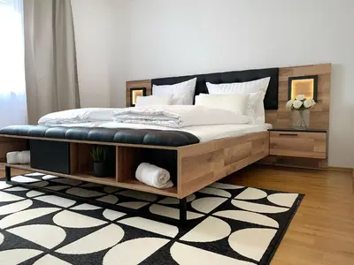 Ein Bett oder Betten in einem Zimmer der Unterkunft Step Apartments - Large, Luxurious and Central