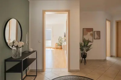 Grundriss der Unterkunft Step Apartments - Large, Luxurious and Central