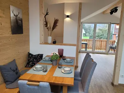 Ein Sitzbereich in der Unterkunft Ferienwohnung Klauserhof