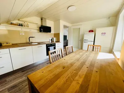 Küche/Küchenzeile in der Unterkunft Monkey Flat 2 Zimmer Wohnung in Vohburg mit Büro