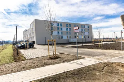 Das Gebäude in dem sich das Aparthotel befindet