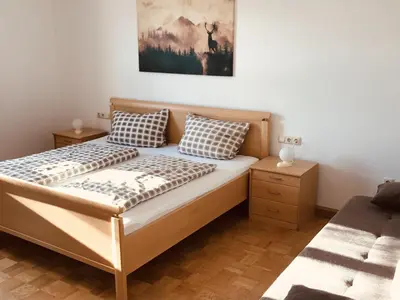 Ein Bett oder Betten in einem Zimmer der Unterkunft Ferienwohnung Wia Dahoam