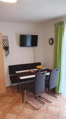TV/Unterhaltungsangebot in der Unterkunft NEU! Ferienwohnung Steffi nahe Chiemsee