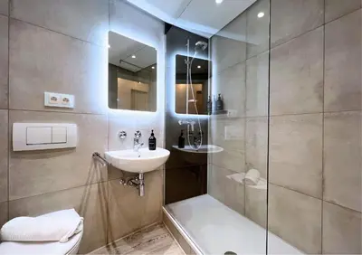 Ein Badezimmer in der Unterkunft NEW I GREAT CITY VIEW I 32 FLOOR I BOXSPRINGBED and NETFLIX