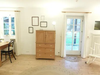 TV/Unterhaltungsangebot in der Unterkunft Gartenstudio-Apartment Tausendfreund - adults only - am Chiemsee
