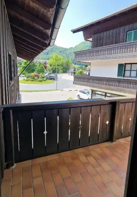 Ein Balkon oder eine Terrasse in der Unterkunft ciao-aschau FeWo Beckmann