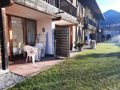 Ein allgemeiner Bergblick oder ein Berglick von der Ferienwohnung aus
