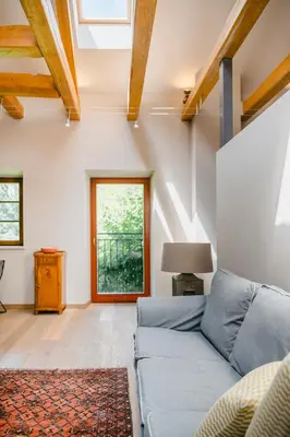 Ein Sitzbereich in der Unterkunft Studio on Gut Buchwies near Garmisch-Partenkirchen