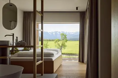 Ein Bett oder Betten in einem Zimmer der Unterkunft Hotel BERGEBLICK