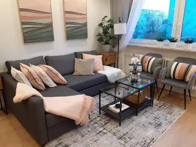 Ein Sitzbereich in der Unterkunft NEW - Apartment Kameni Confort Wifi Munich Airport Family