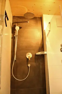 Ein Badezimmer in der Unterkunft Ferienwohnung Jaud - Gmund am Tegernsee