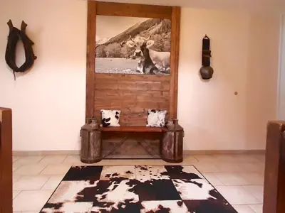 Ein Sitzbereich in der Unterkunft charmante Ferienwohnung in Bayrischzell